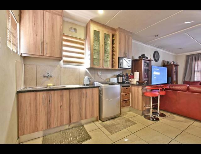 4 BEDROOM HOUSE FOR SALE IN LEOPARD’S REST